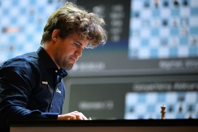 Thumbnail for Magnus Carlsen Outmaneuvers 143,000 Online Rivals in Epic Global Draw